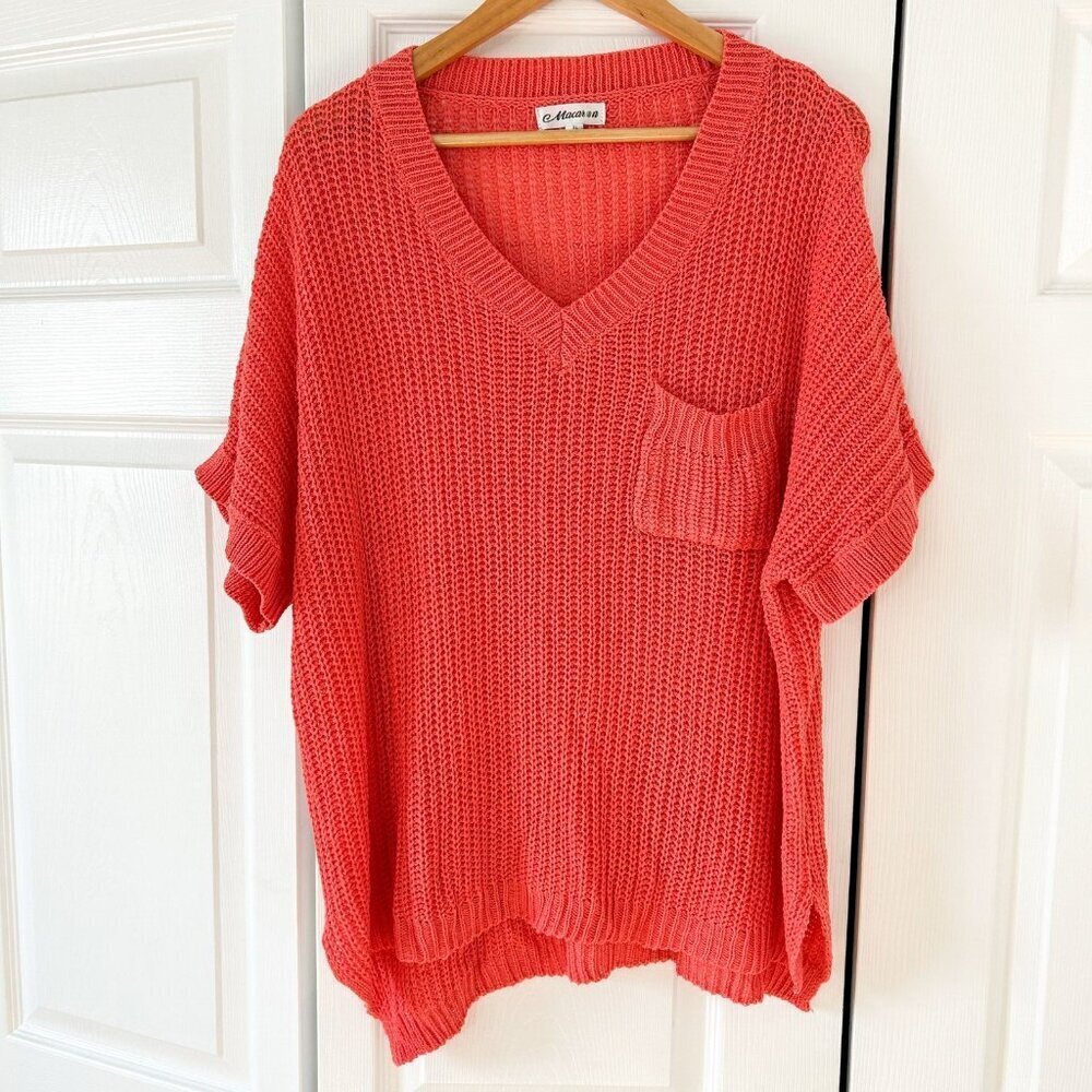 NWOT Macaron Coral Knit Short Sleeve V-Neck Sweater Top Pocket Detail XL